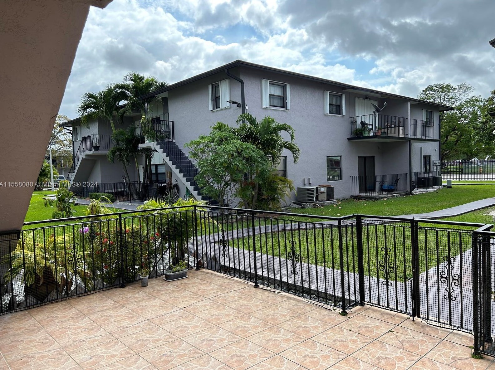 13300 17th Ln, Miami, FL 33175-7652