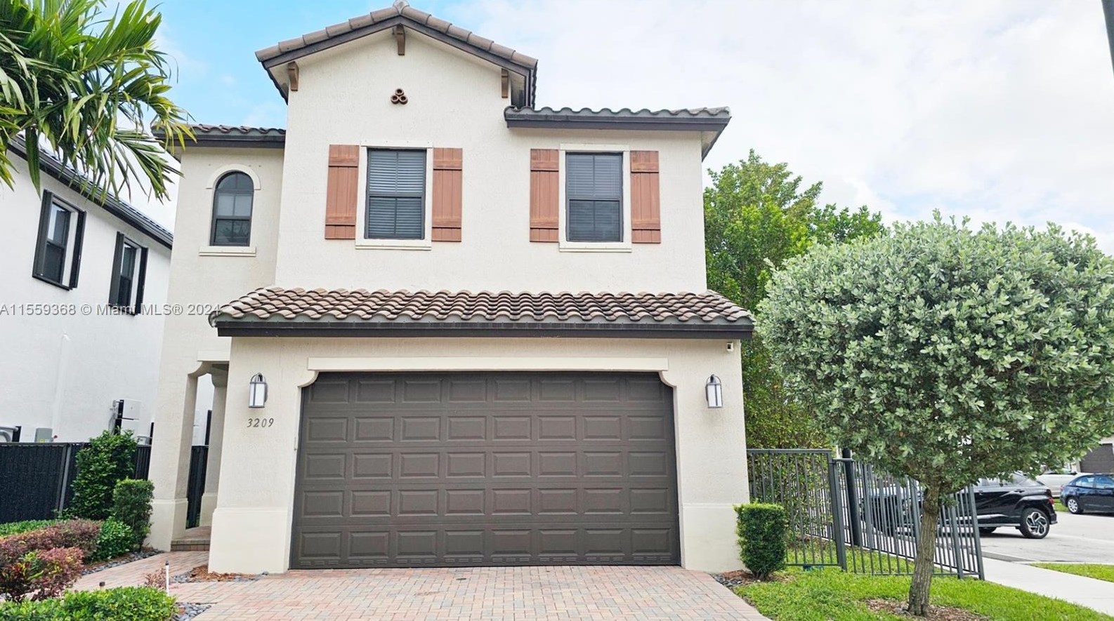 3209 W 98th Pl #3209, Hialeah, FL 33018