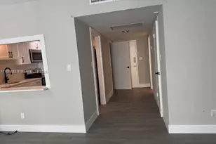 5401 Collins Ave, Miami Beach, FL 33140 - Photo 26