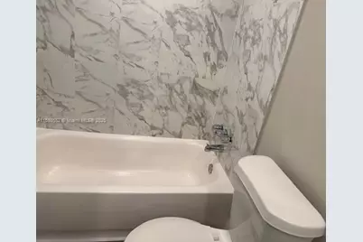 5401 Collins Ave #209, Miami Beach, FL 33140 - Photo 22