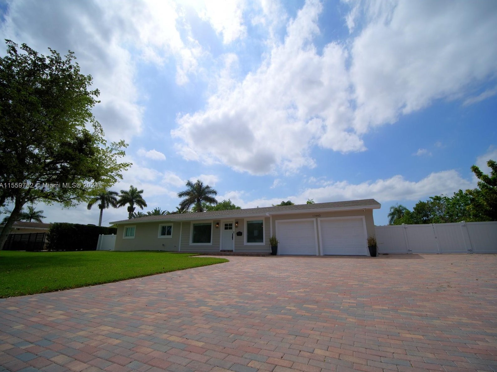 11440 Sw 99th Ct #11440, Miami, FL 33176
