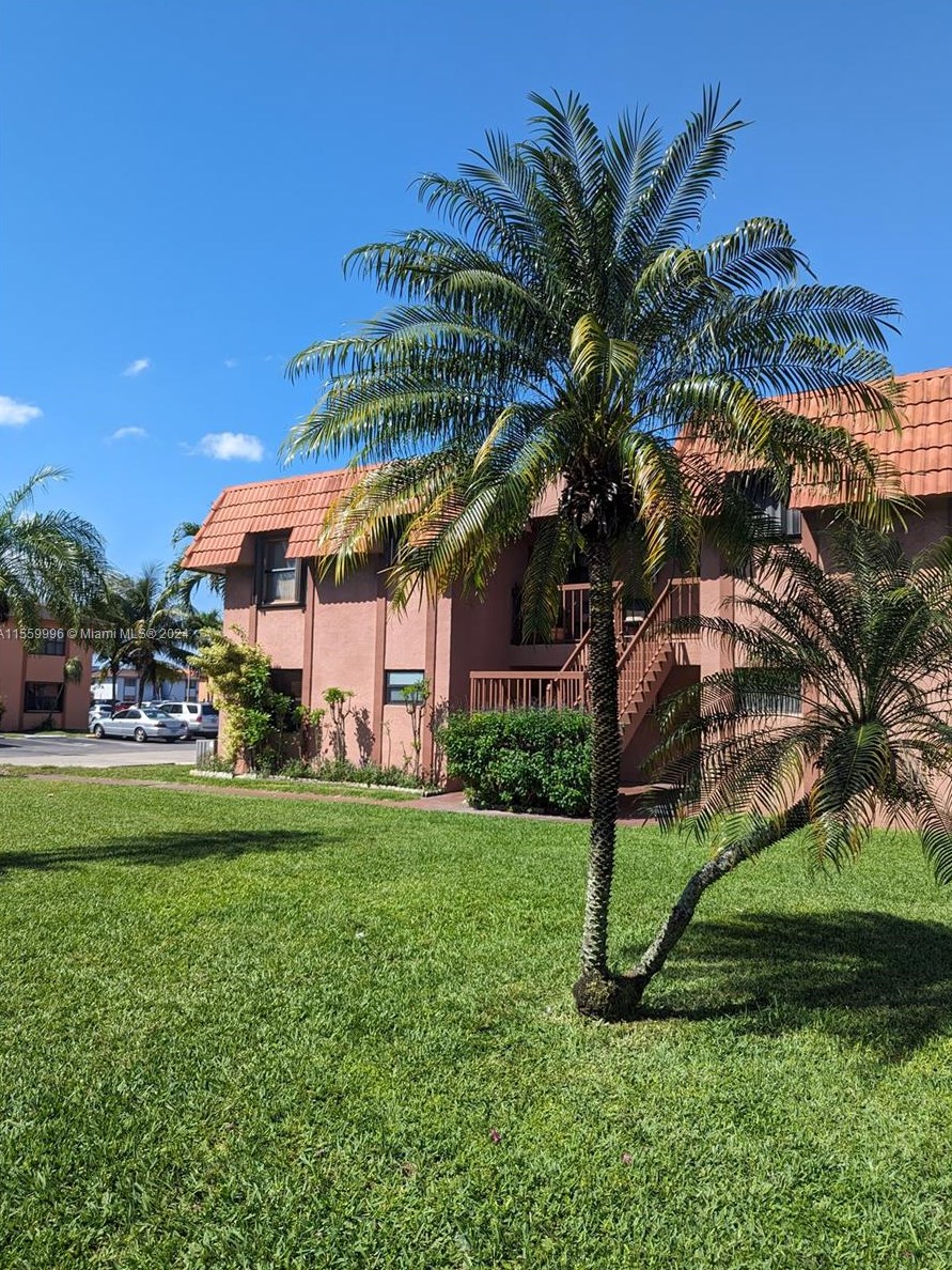 6455 W 27th Ave #11-44, Hialeah, FL 33016