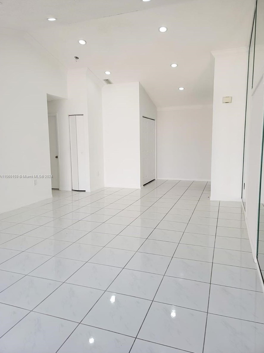 20249 Nw 32nd Ave #20249, Miami, FL 33056