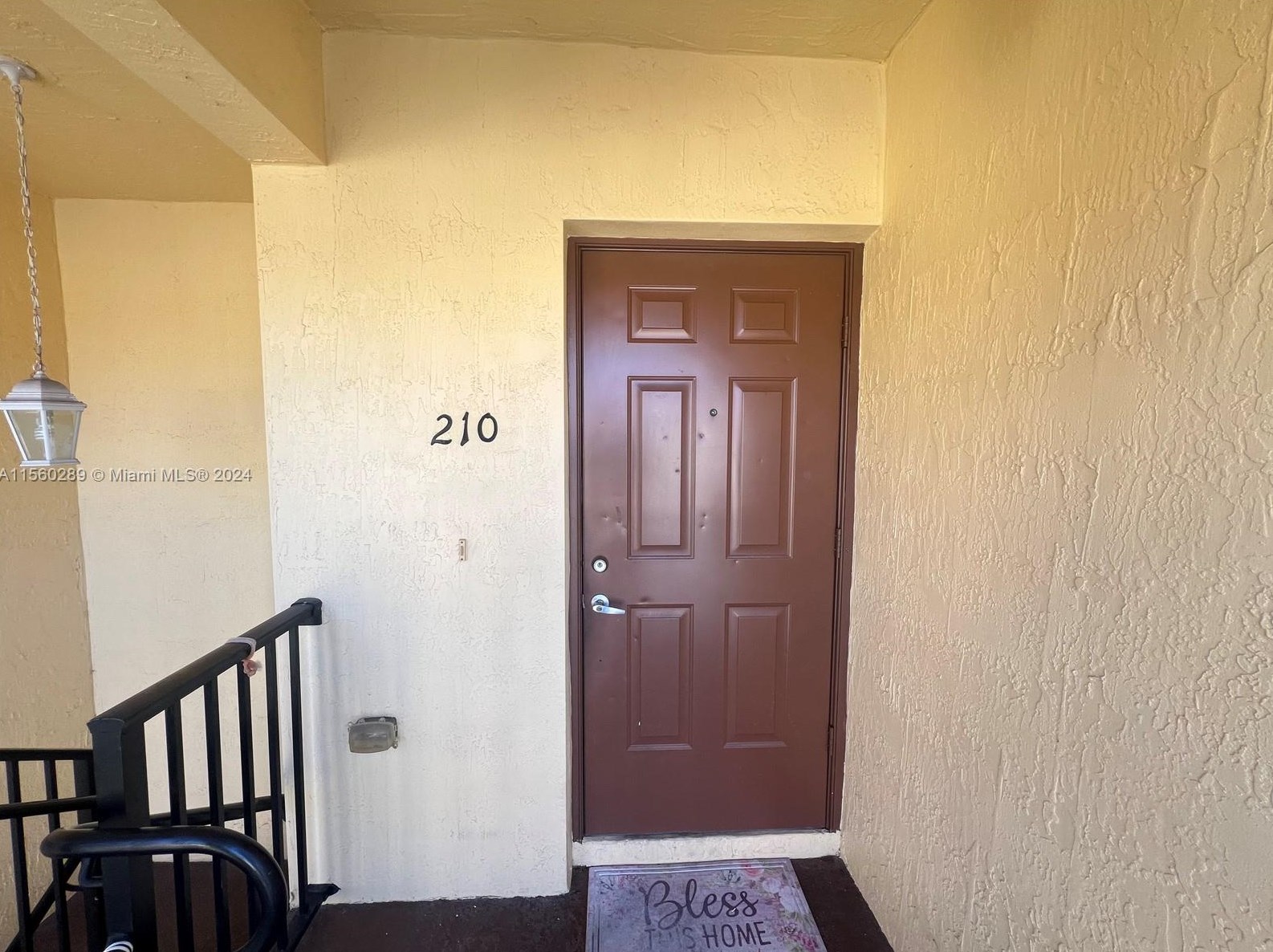 3335 13th Circle Dr, Homestead, FL 33033-6150