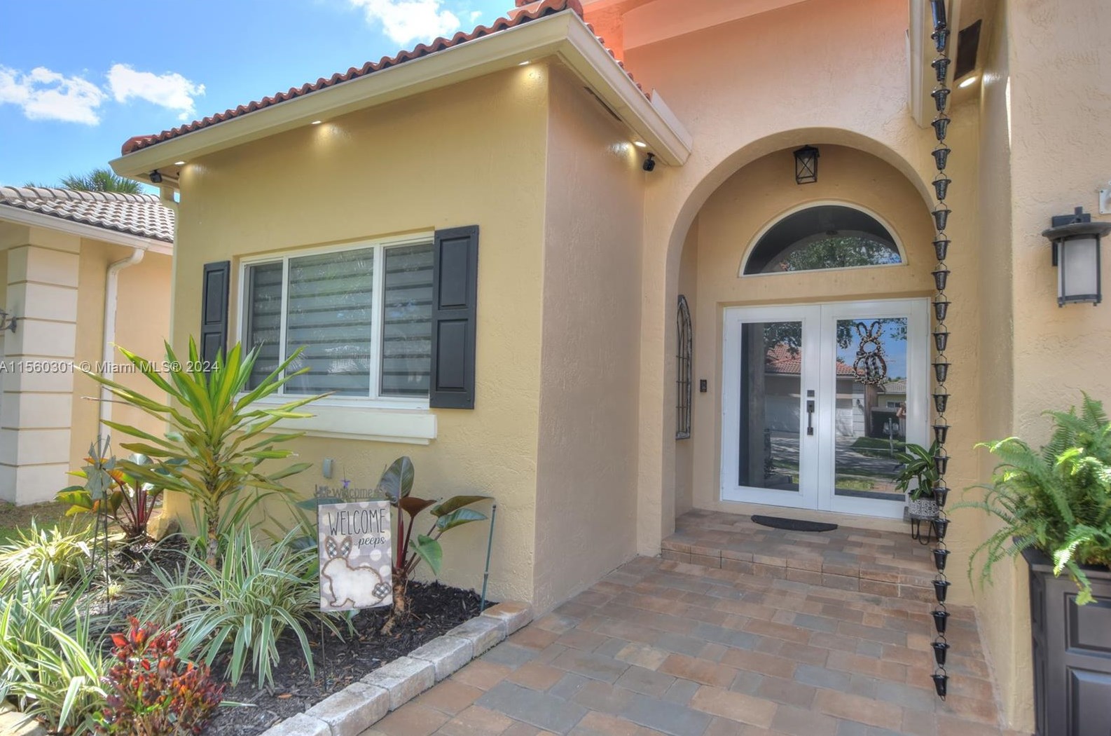 14042 Sw 32nd St, Hollywood, FL 33027