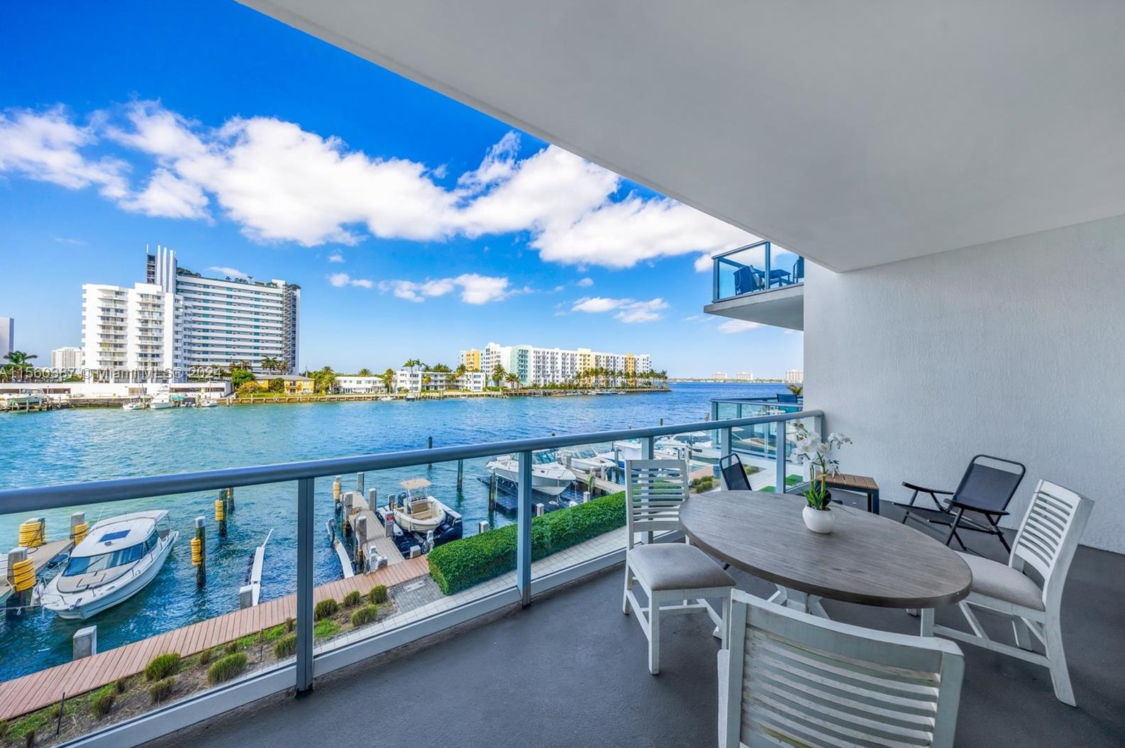 7928 East Dr #305, Miami, FL 33141