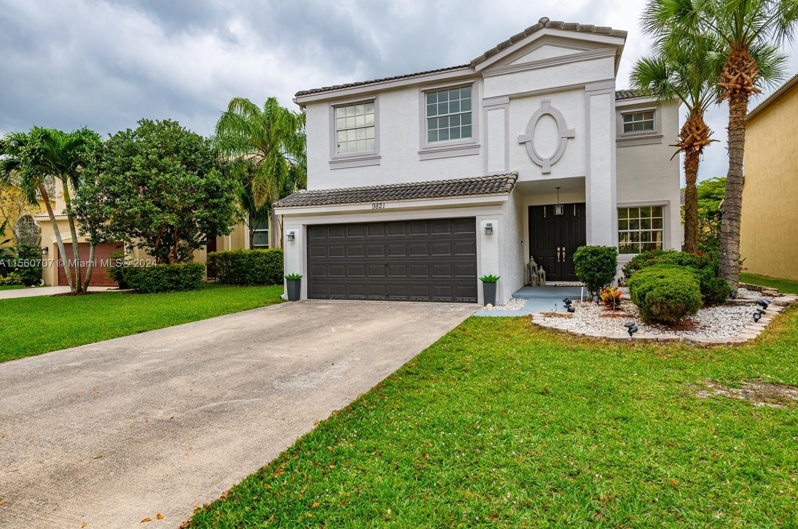 9821 Scribner Ln, West Palm Beach, FL 33414-6487