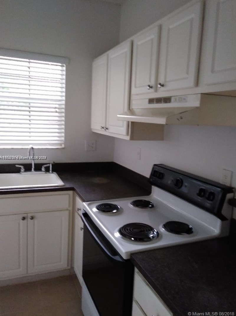 1761 Nw 96th Ter #3h, Hollywood, FL