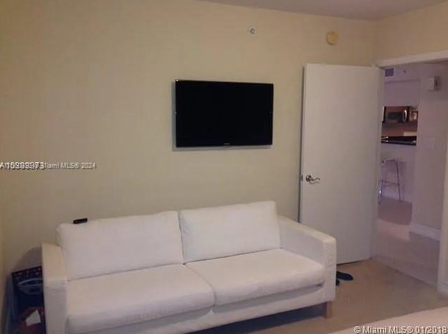 31 5th St, Miami FL 33131-2505 exterior