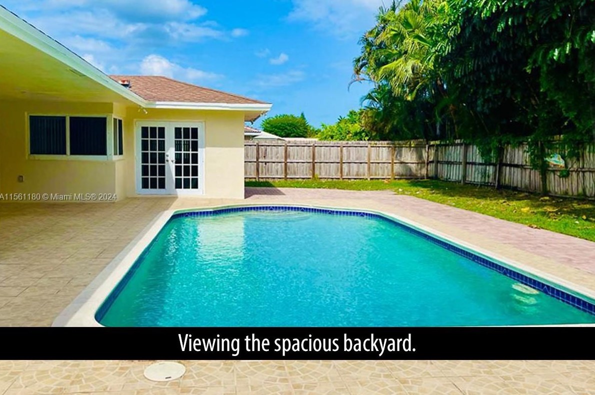 10278 Dorchester Dr, Boca Raton, FL 33428-4205