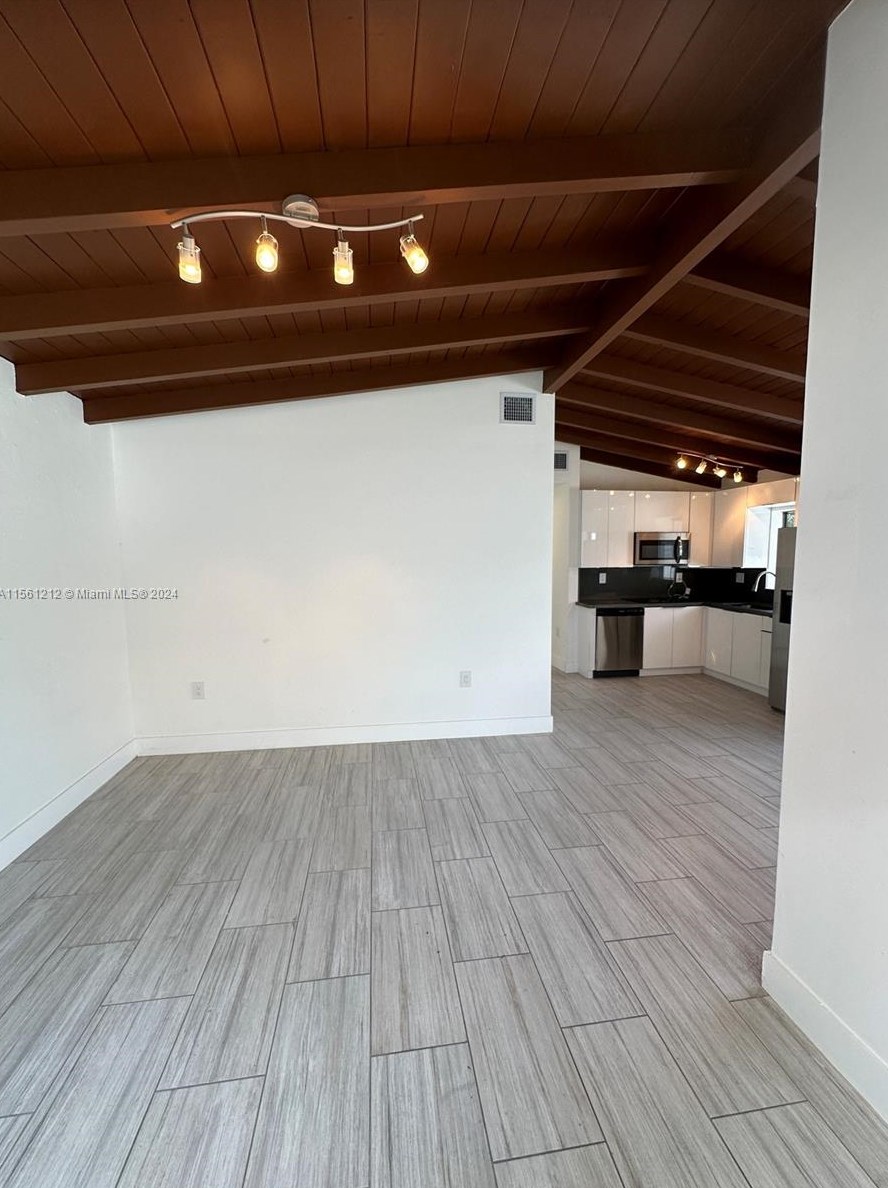 290 Ne 171st Terrace #171, Miami, FL 33162
