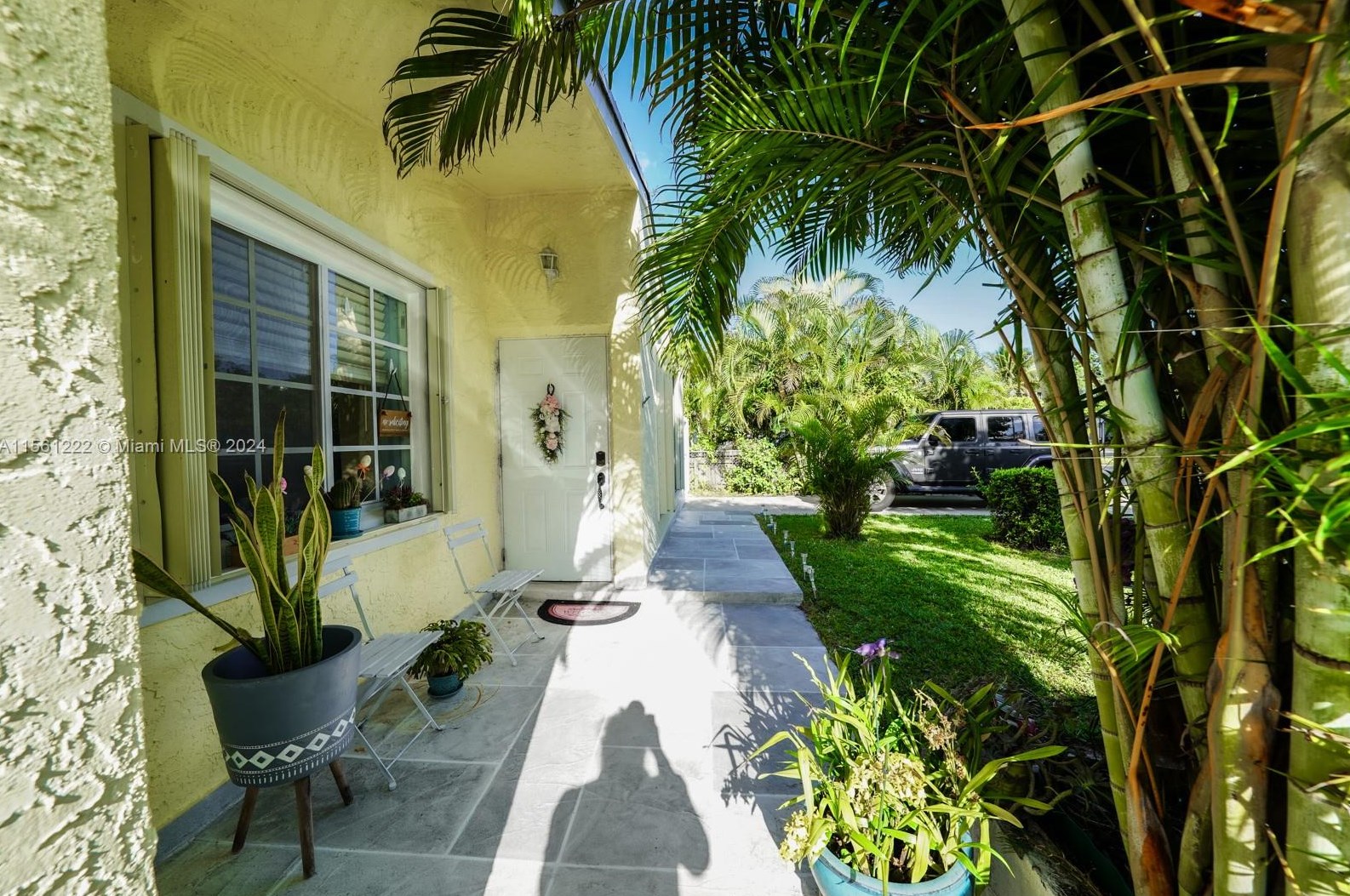 6621 Coolidge St, Hollywood, FL 33024-3916