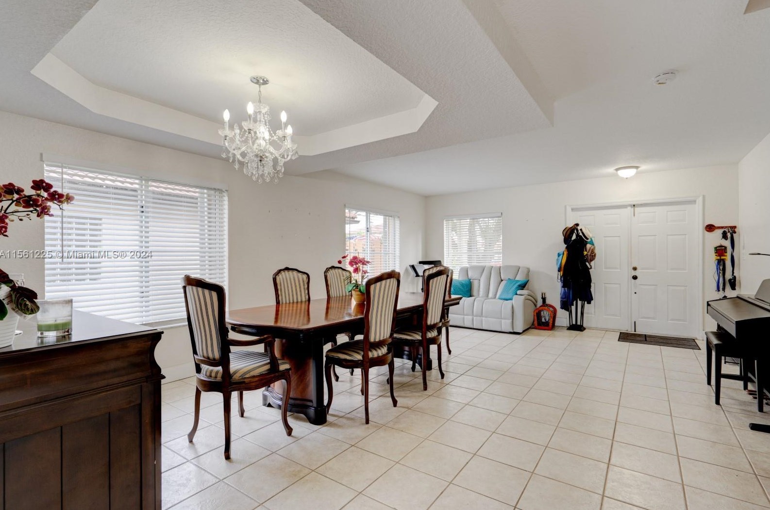 12113 135th Ter, Miami, FL 33186-6541