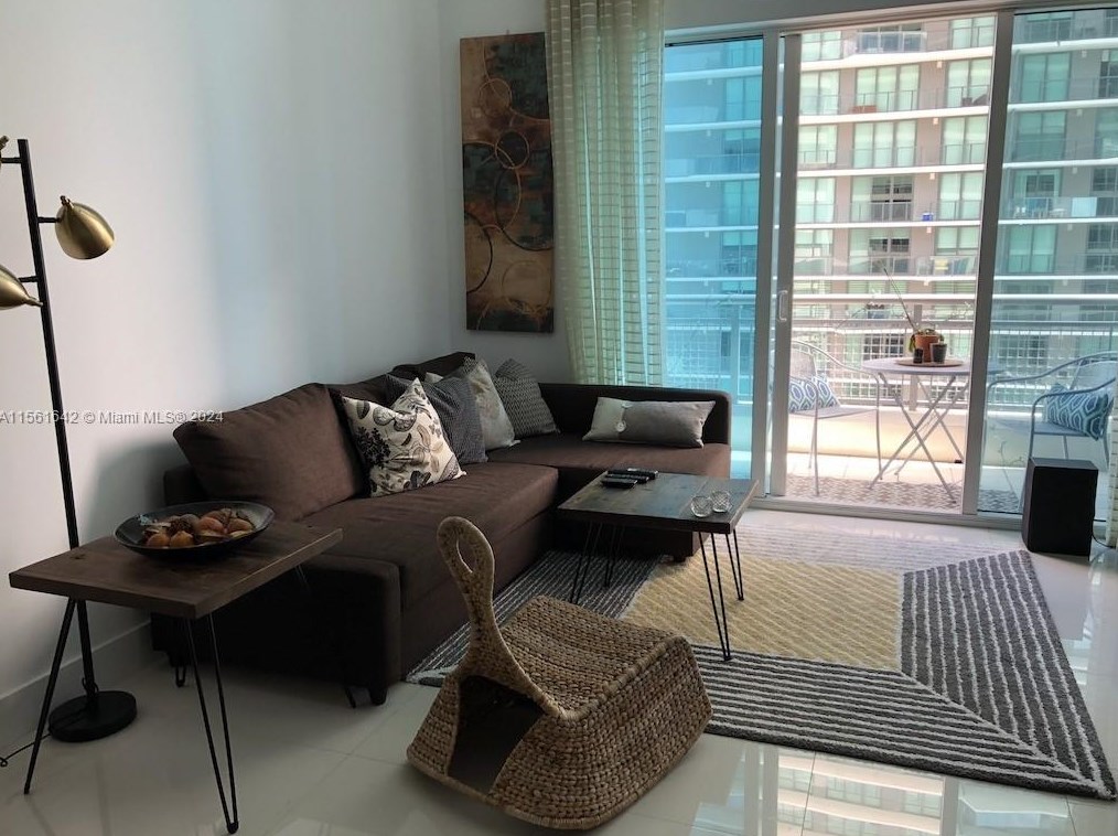 60 Sw 13th St #2604, Miami, FL 33130