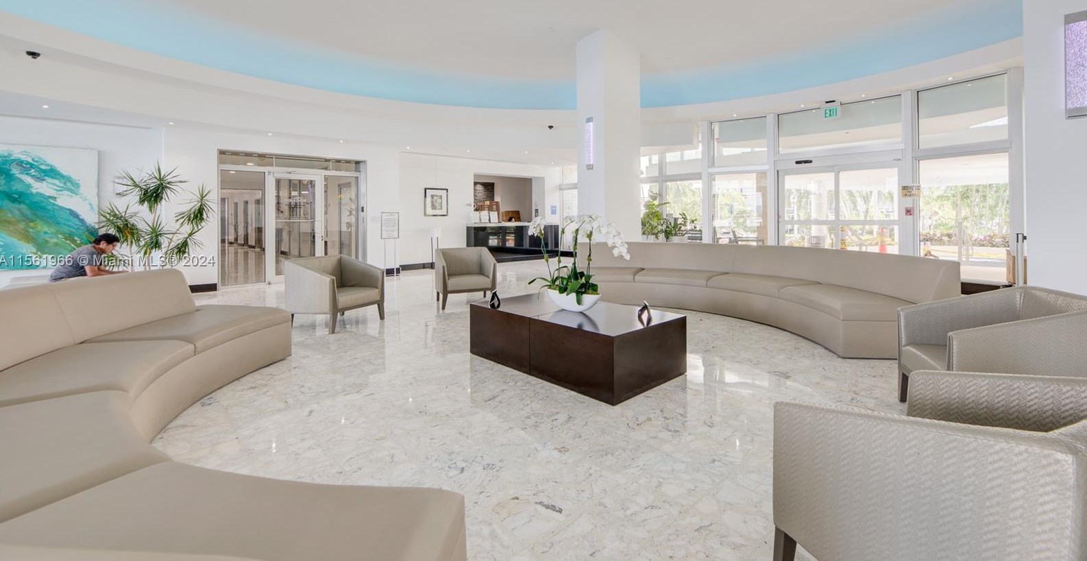 1200 West Ave, Miami Beach FL  33139-4308 exterior