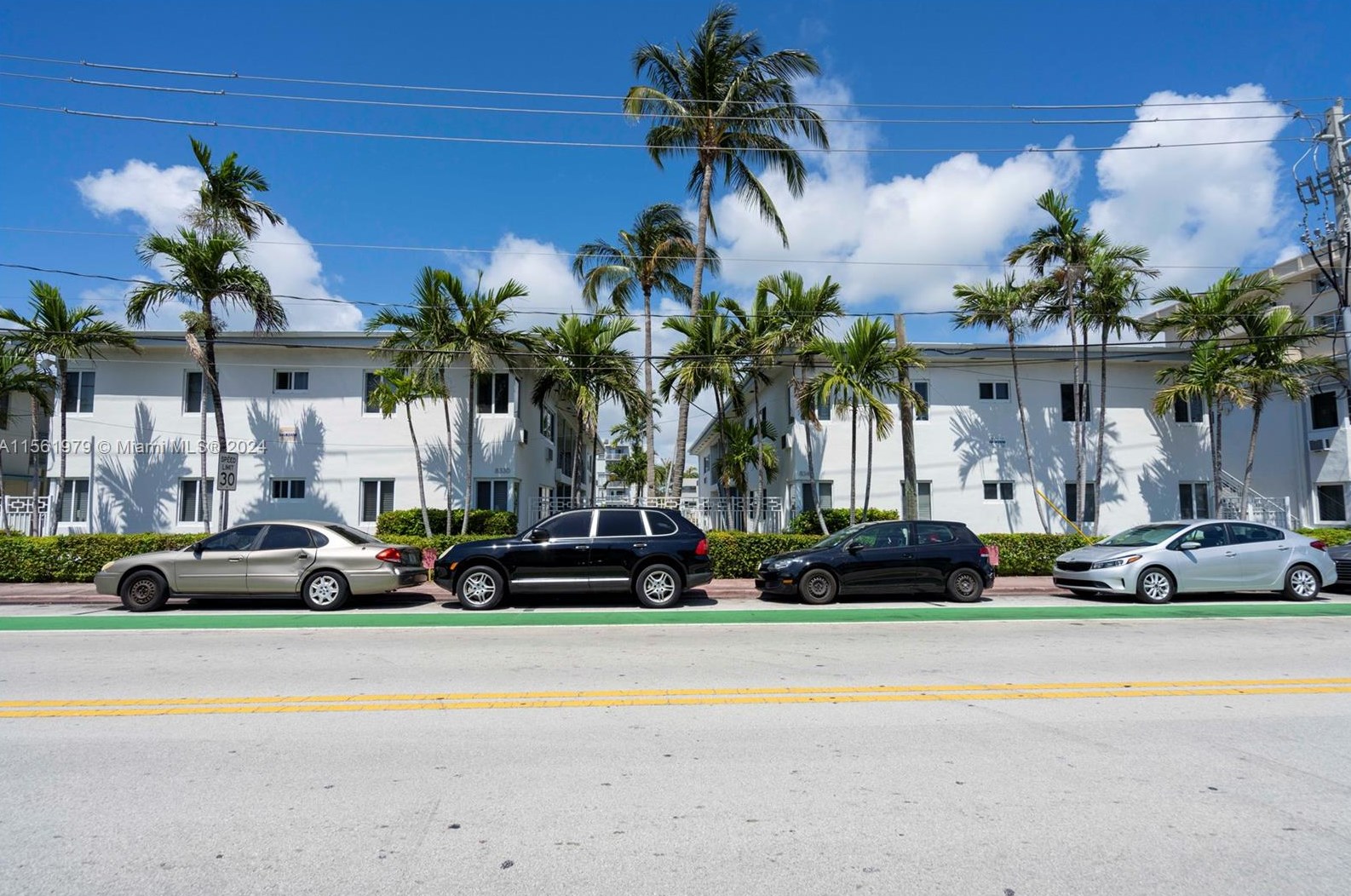 8330 Byron Ave #3, Miami, FL 33141