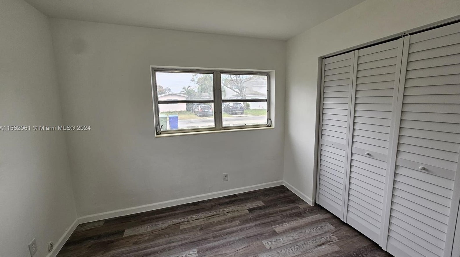 123 68th Ave, Hollywood FL  33023-1130 exterior