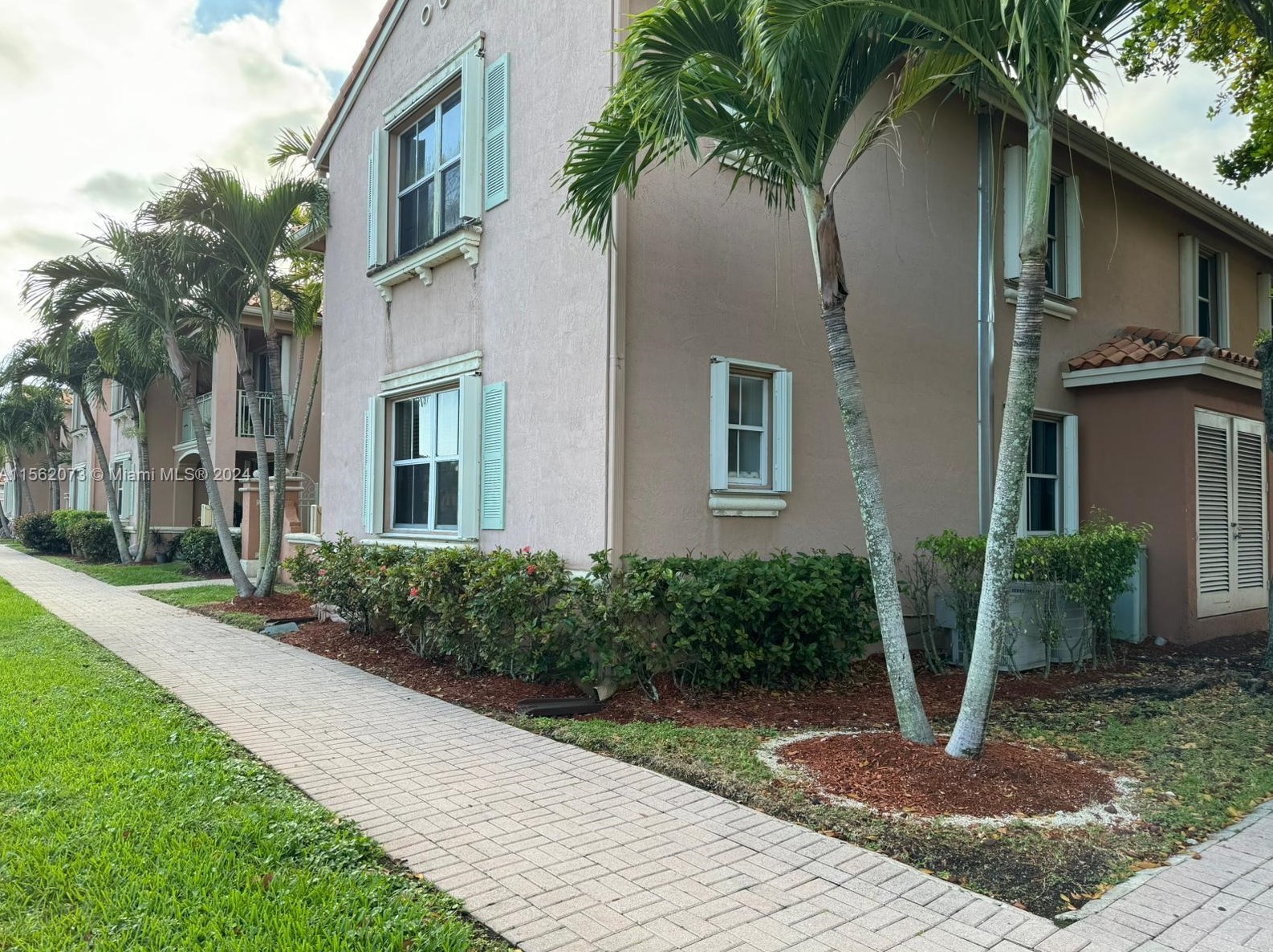 6720 Nw 114th Ave #808, Miami, FL 33178