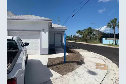 401 NW 12th Ave, Boynton Beach, FL 33435 - Photo 1