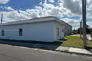 401 NW 12th Ave, Boynton Beach, FL 33435 - Photo 6