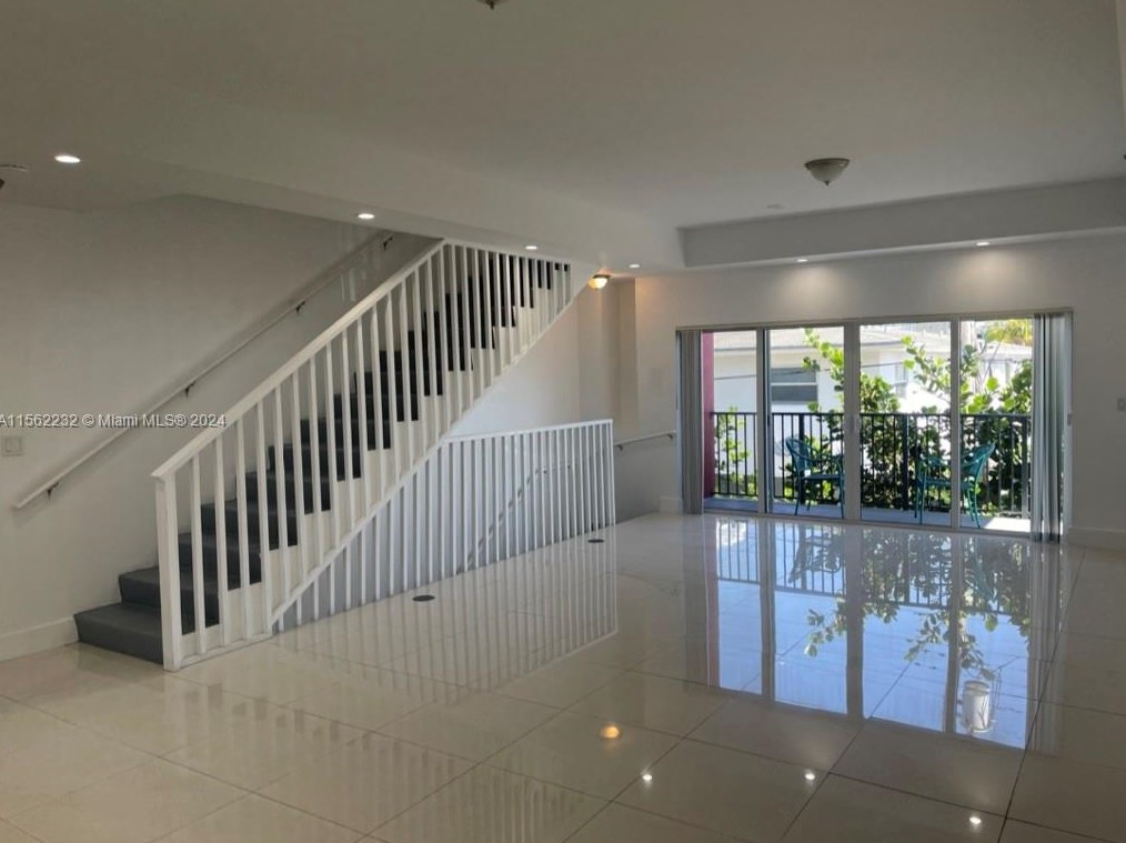 1813 Madison St #3, Hollywood, FL 33020