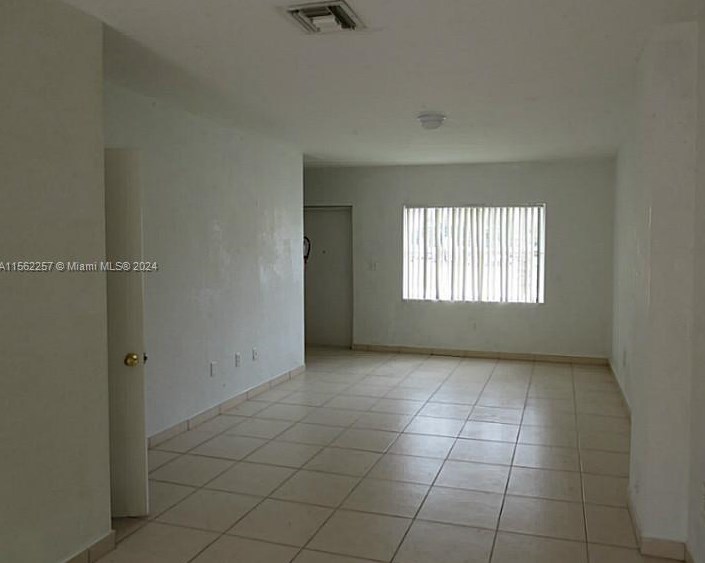 304 84th Ter, Miami, FL 33150-2635