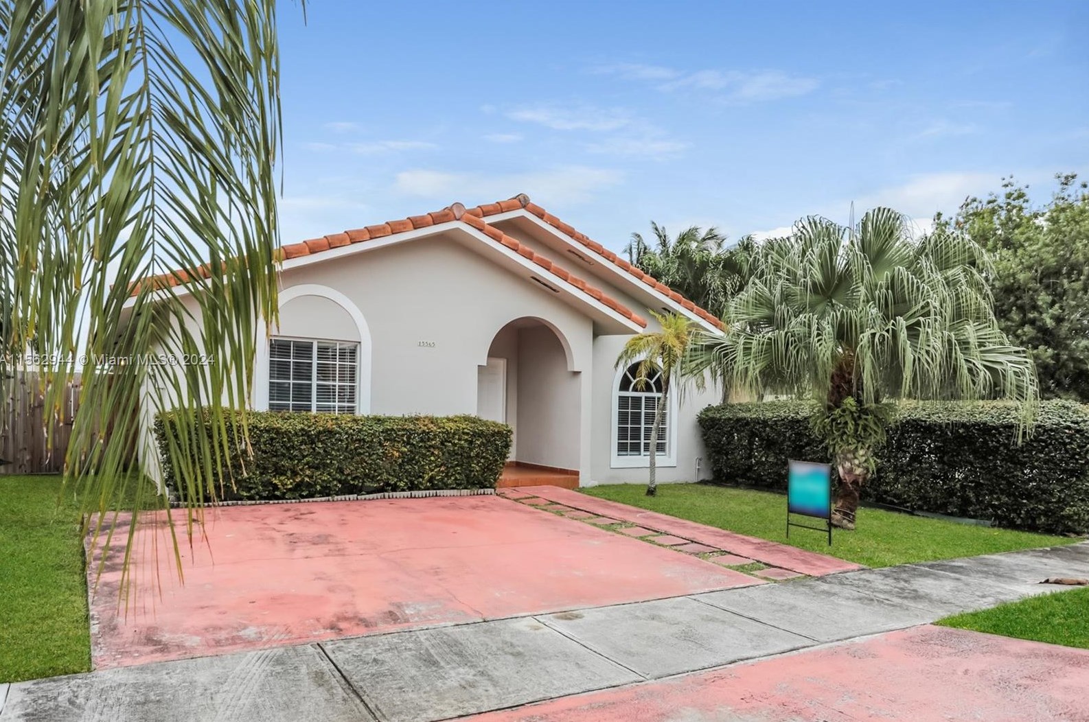 15565 Sw 138th Ave, Miami, FL 33177