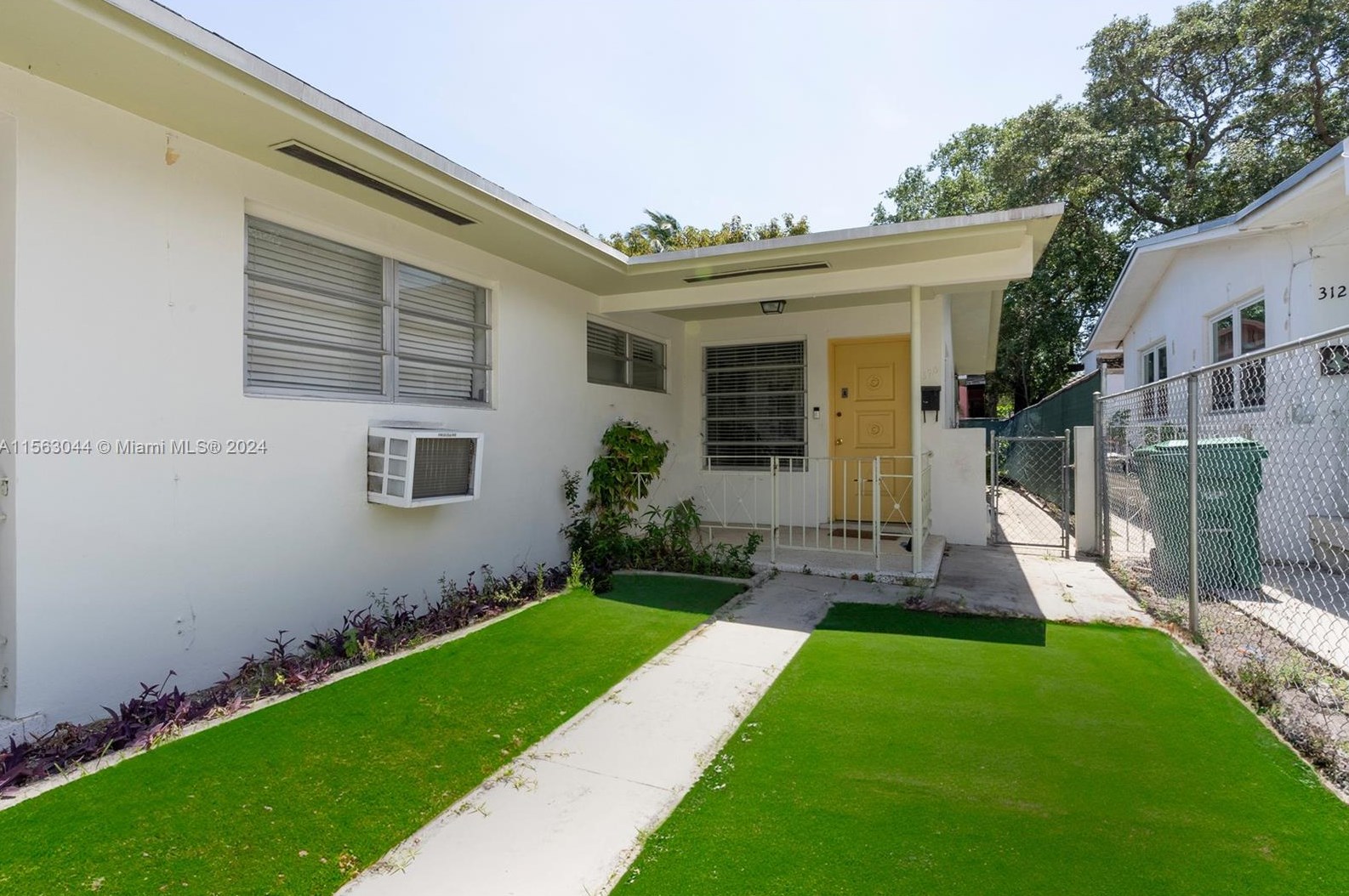 320 Ne 55th Terrace #320, Miami, FL 33137