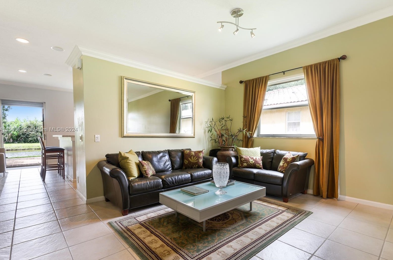 4388 41st Pl, Pompano Beach, FL 33073-4706