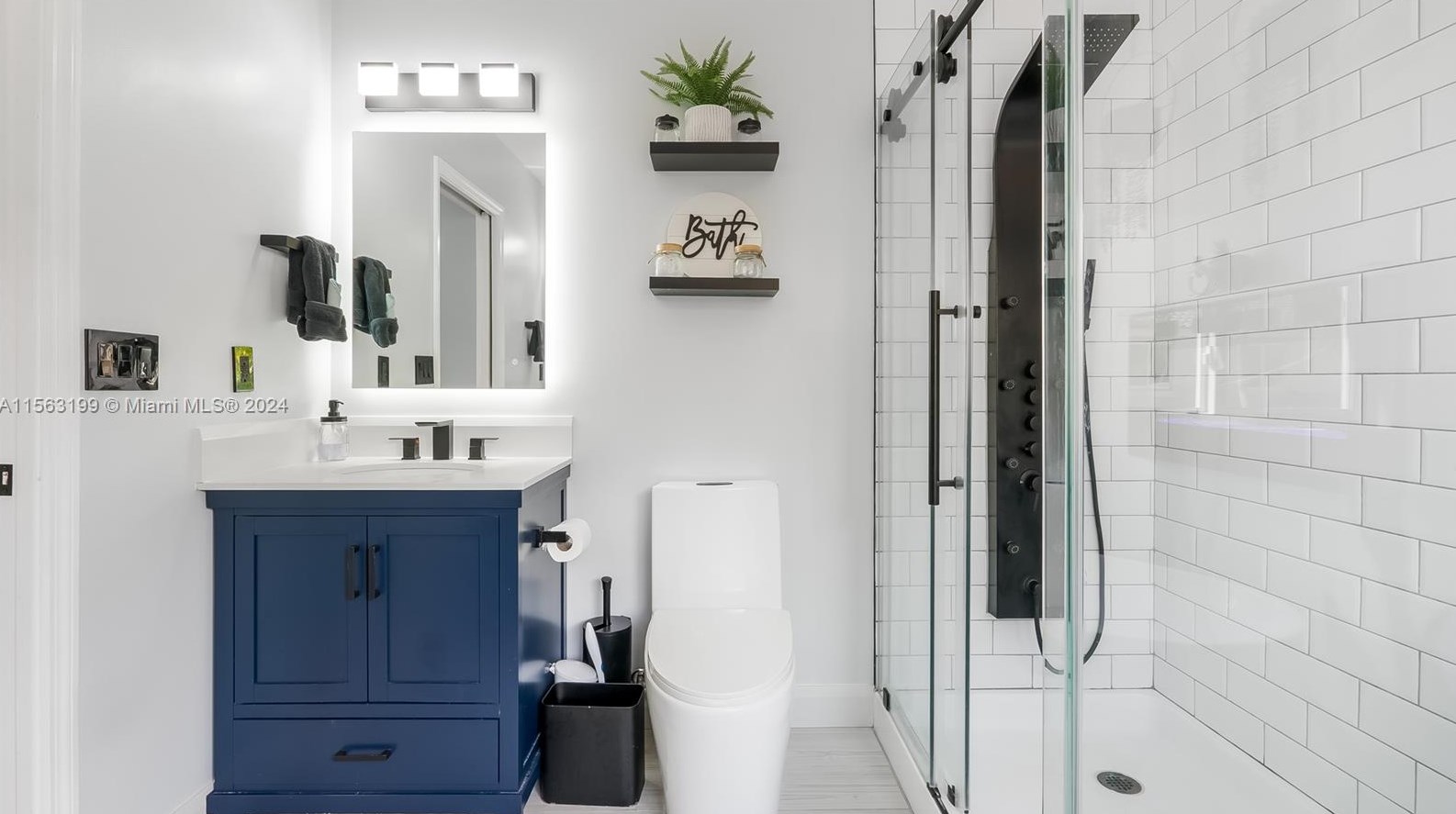 11272 Roundelay Rd, Hollywood FL  33026-1351 exterior