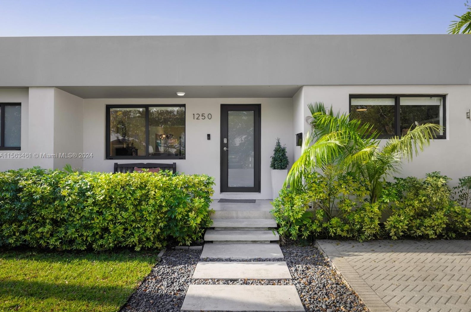 1250 17th Terrace Cir, Miami, FL 33145-1065