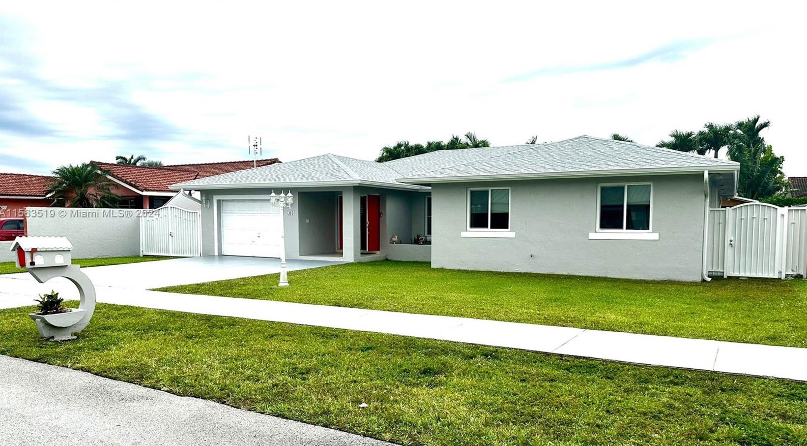 404 134th Ct, Miami, FL 33182-1632