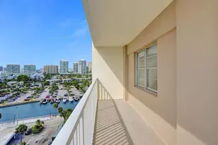 300 Bayview Dr, Sunny Isles Beach, FL 33160 - Photo 22
