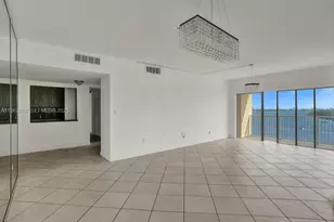 300 Bayview Dr, Sunny Isles Beach, FL 33160 - Photo 14