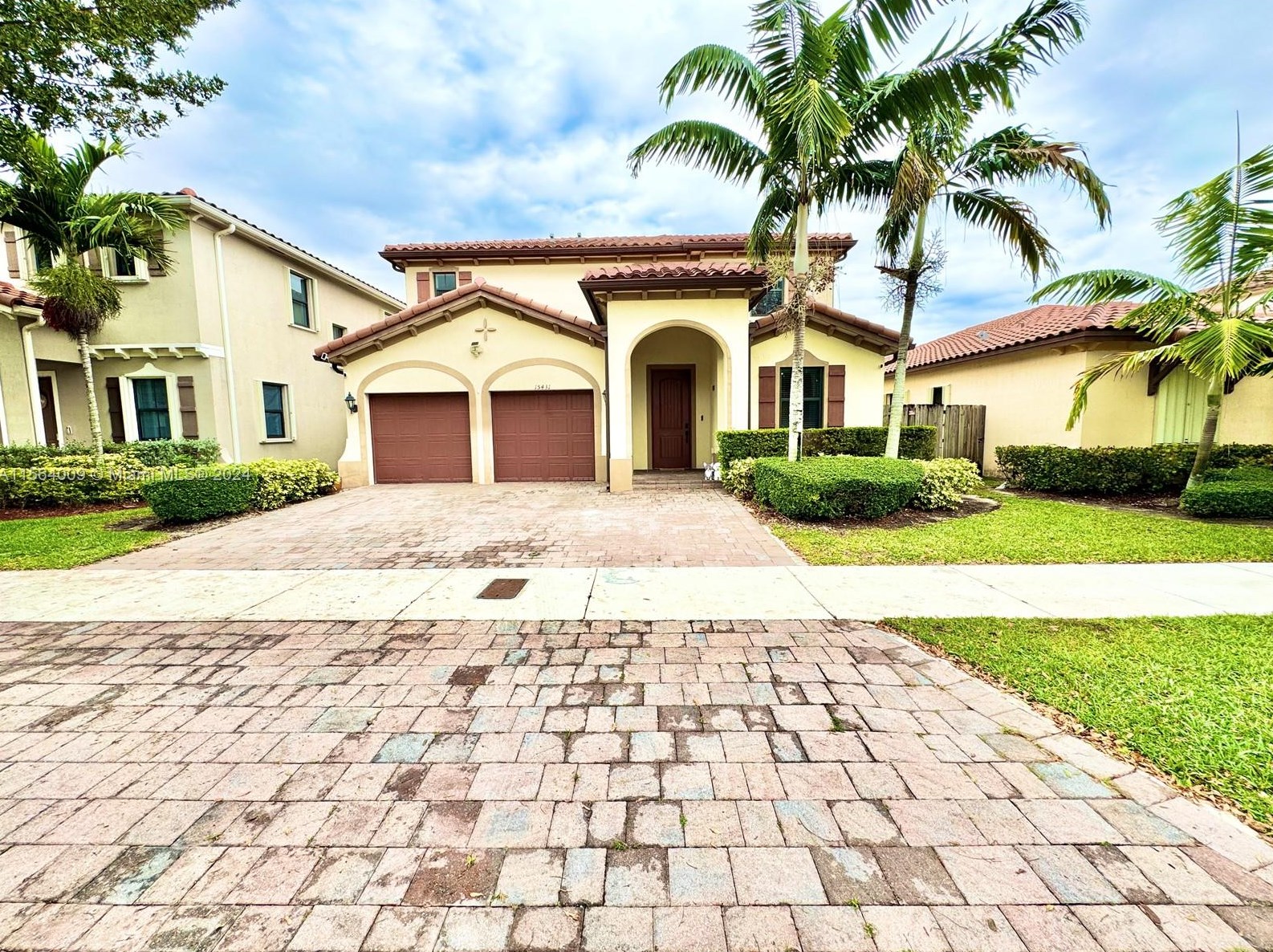 15431 176th Ln, Miami, FL 33187-7732