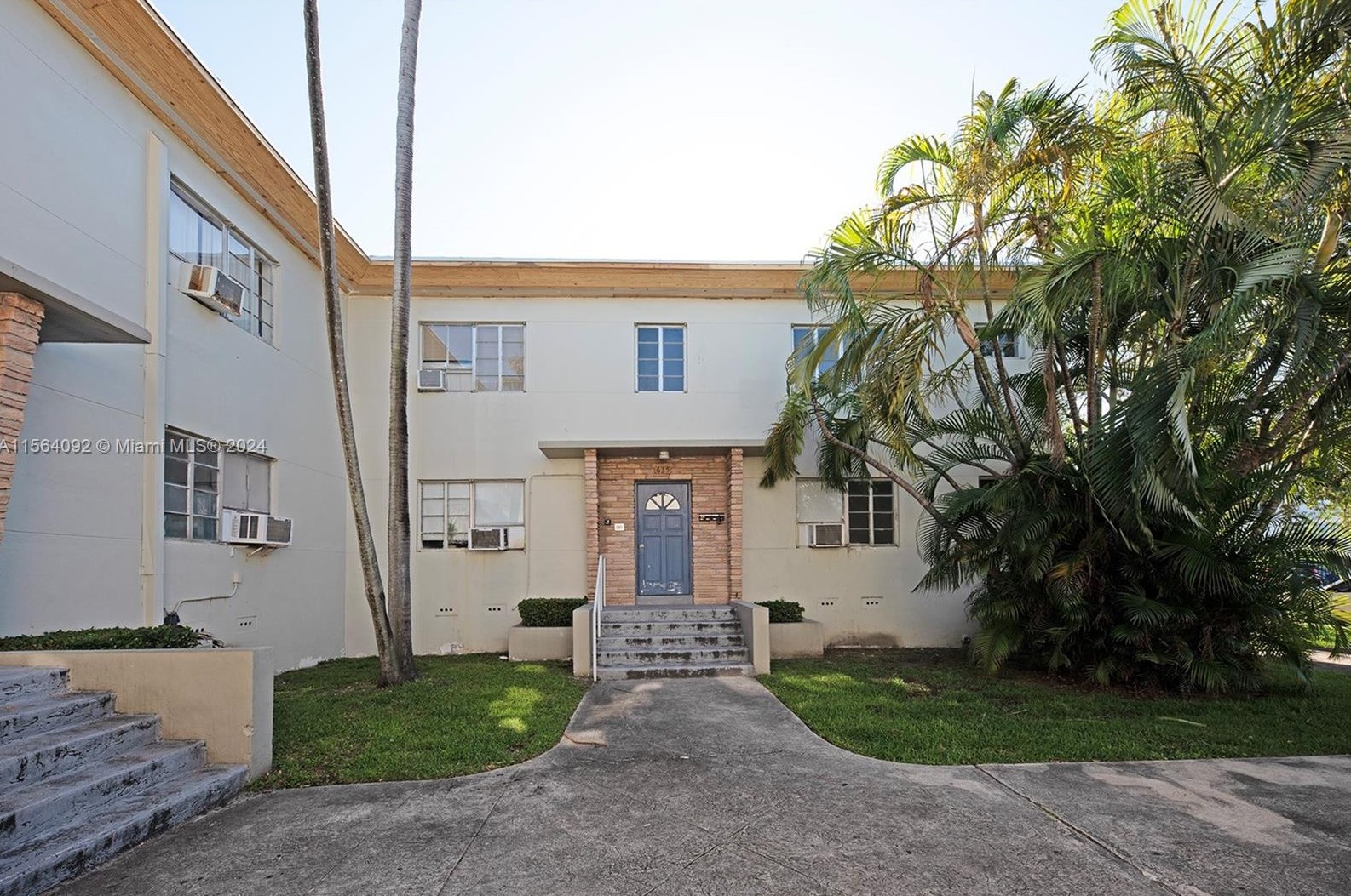 635 83rd St #49, Miami, FL 33141