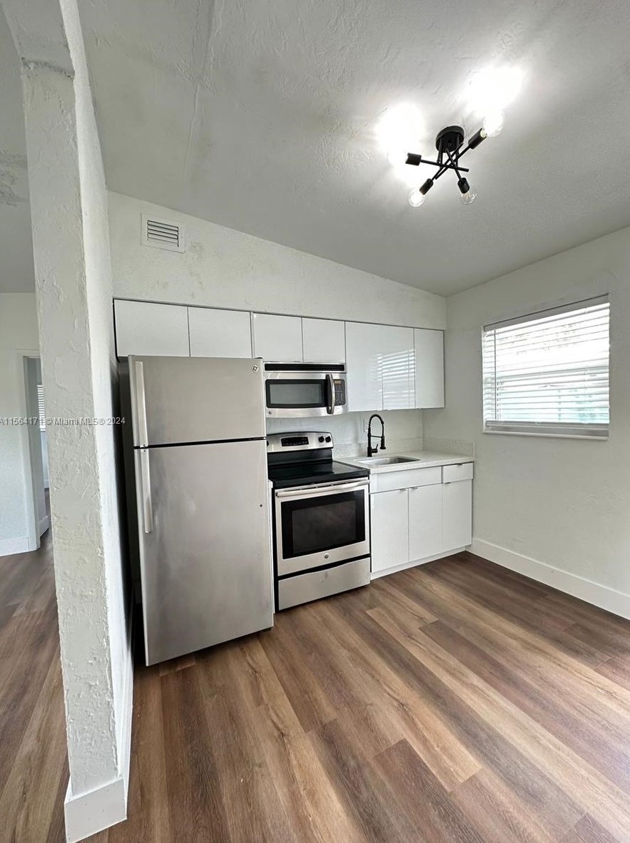 2025 Washington Ave #1, Miami, FL 33054