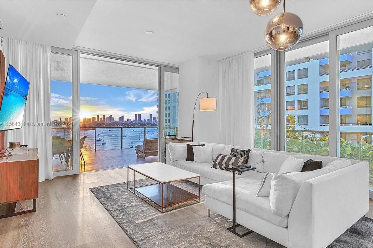 1300 Monad Ter #10b, Miami, FL 33139