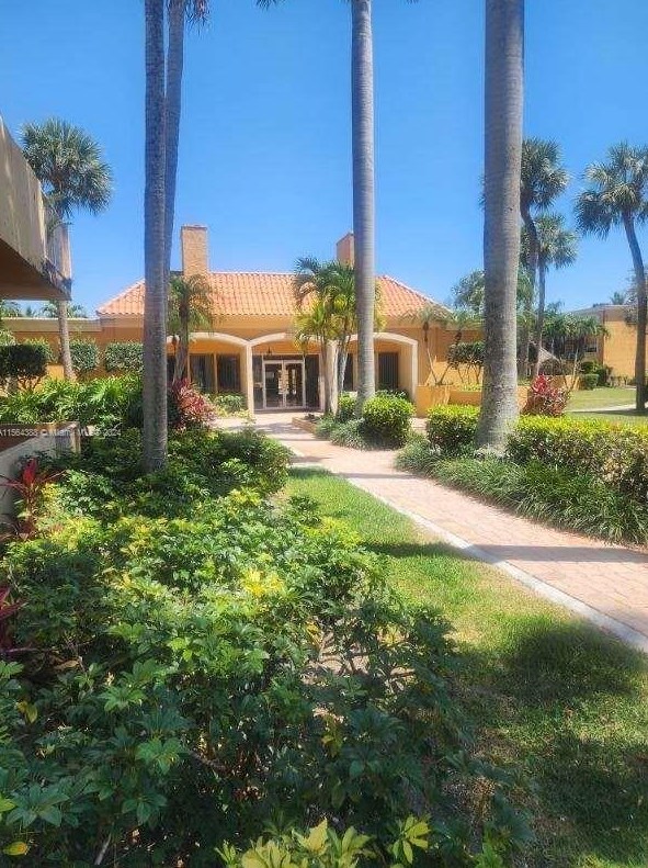 18111 Nw 68th Ave #g102, Hialeah, FL 33015