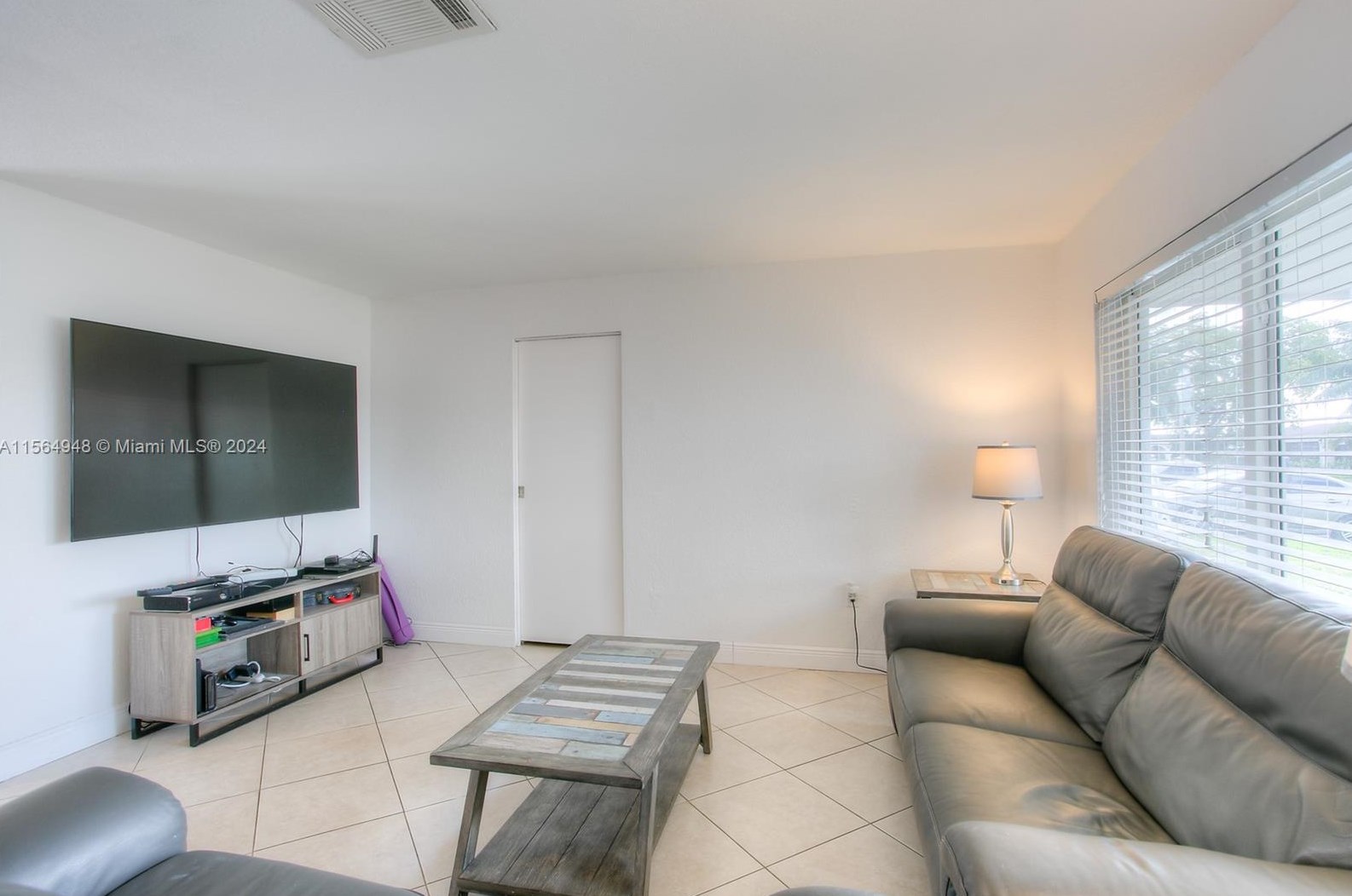 8831 7th St, Hollywood FL  33024-6517 exterior