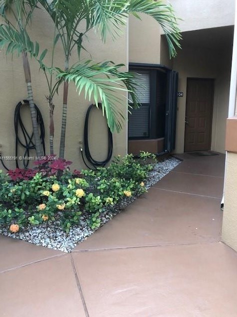 15533 N Miami Lakeway N #104-19, Hialeah, FL 33014