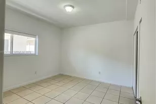 1185 Marseille Dr, Miami Beach, FL 33141 - Photo 30