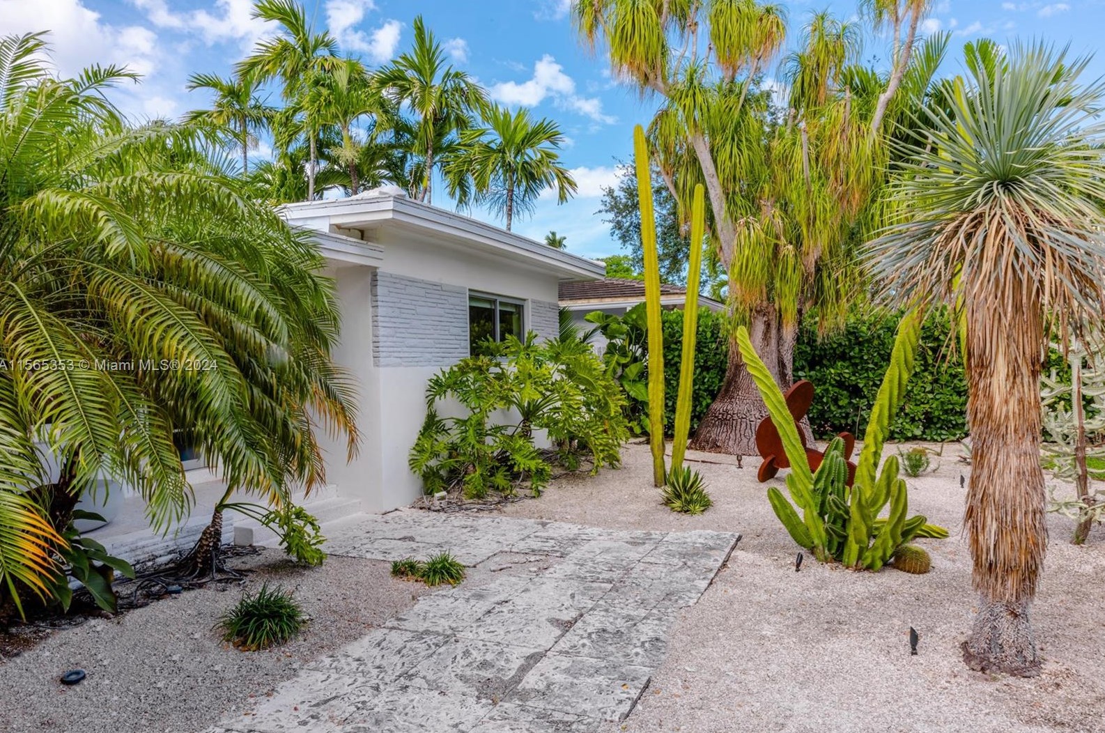 635 52nd St, Miami, FL 33127-2019