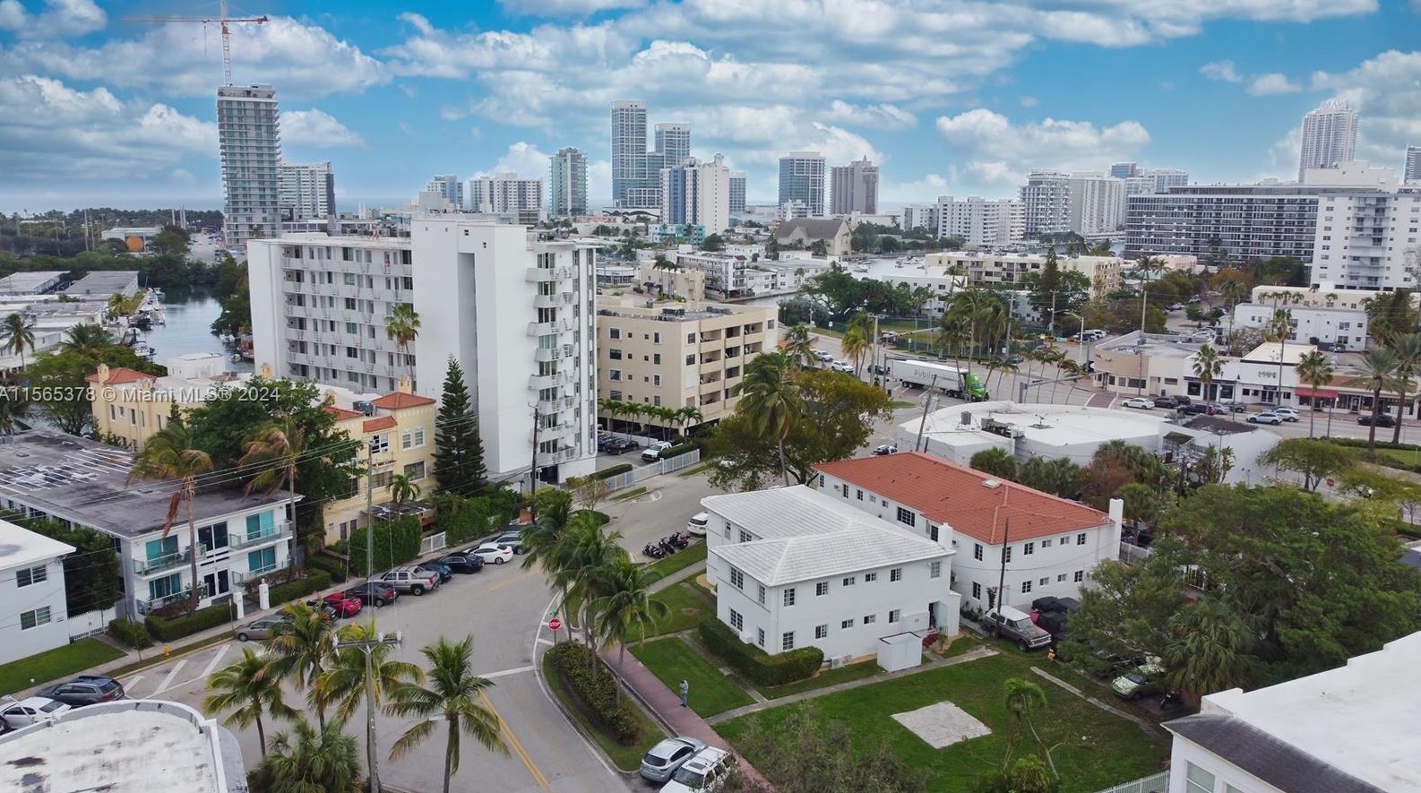 7124 Bay Dr Apt 5, Miami, FL 33141