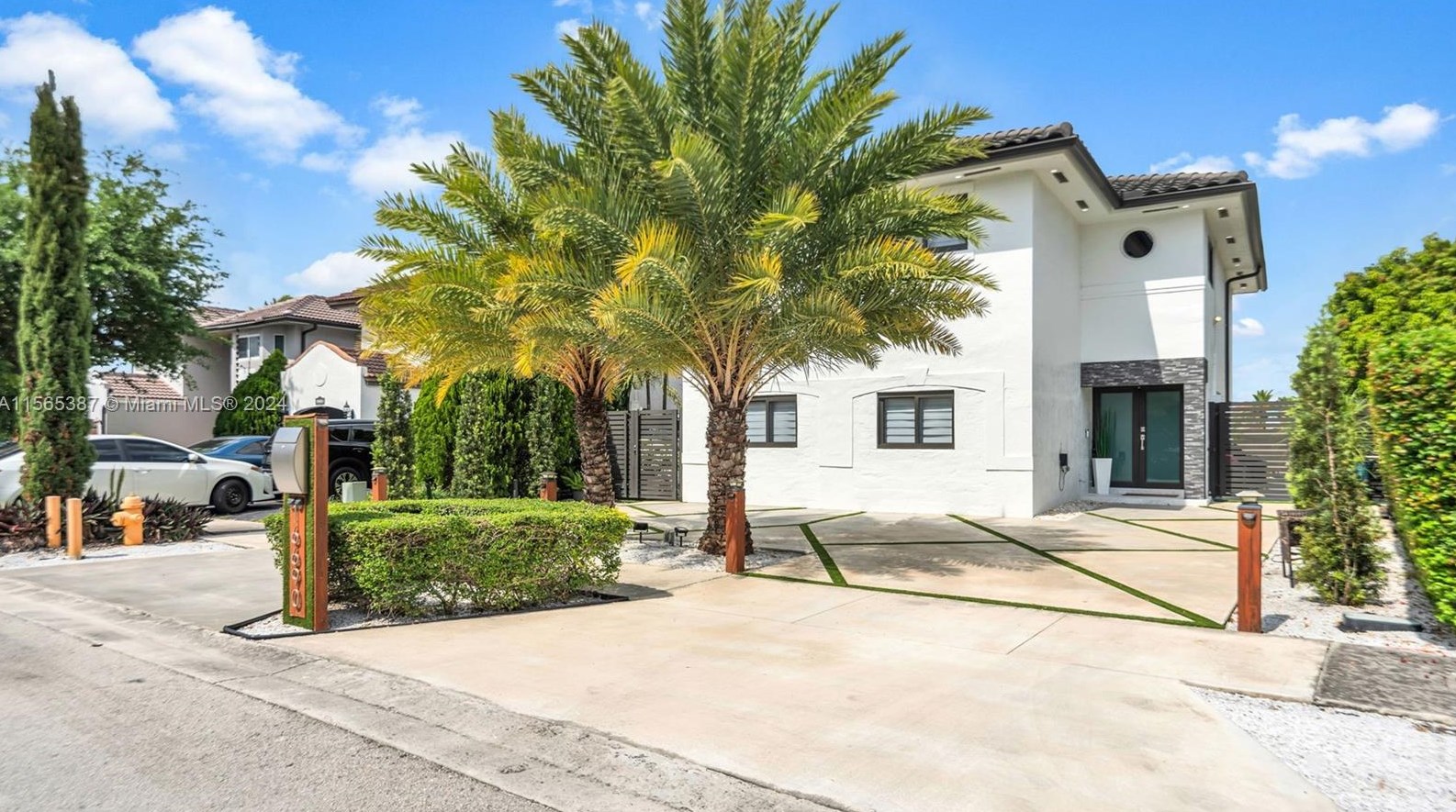 16690 Sw 141st Ct, Miami, FL 33177