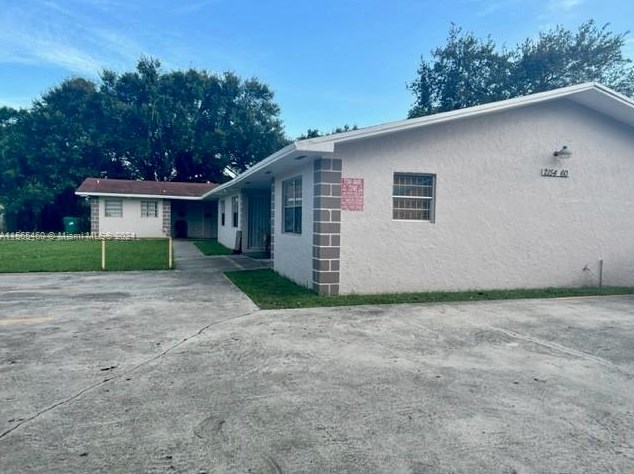2154 Nw 61st St #2156, Miami, FL 33142