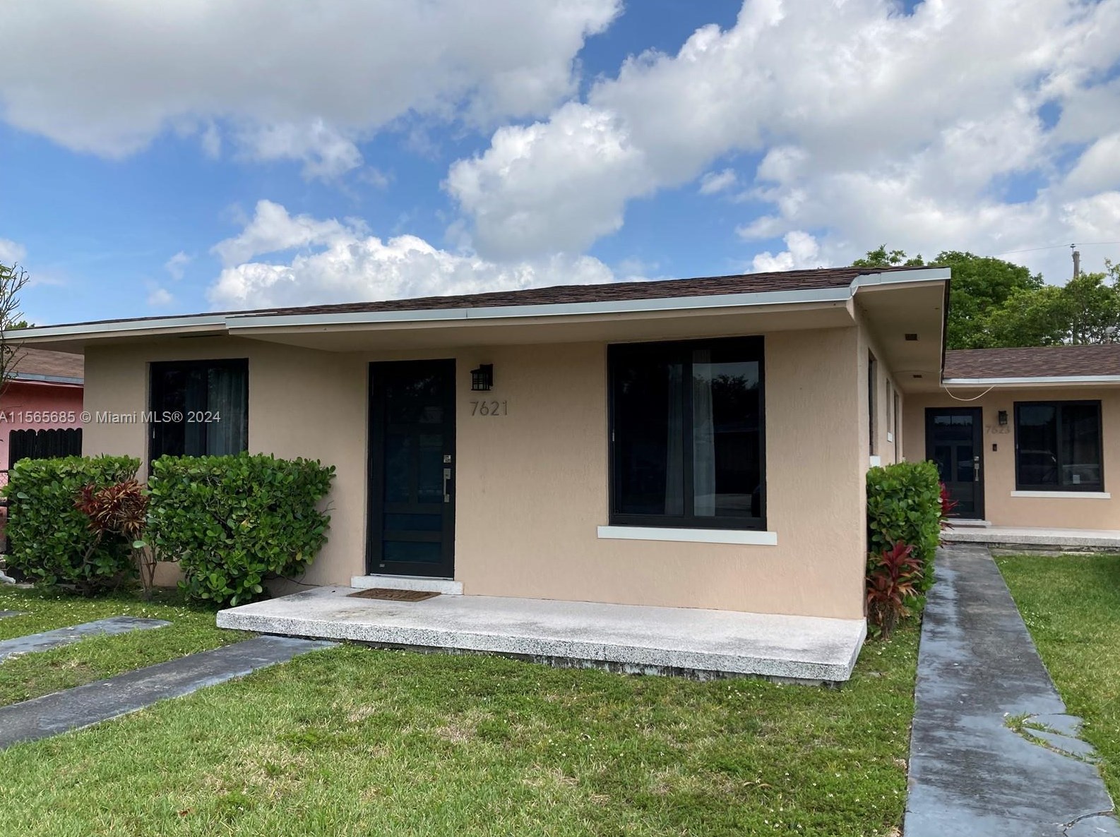 7623 2nd Ter, Miami FL  33126-4105 exterior