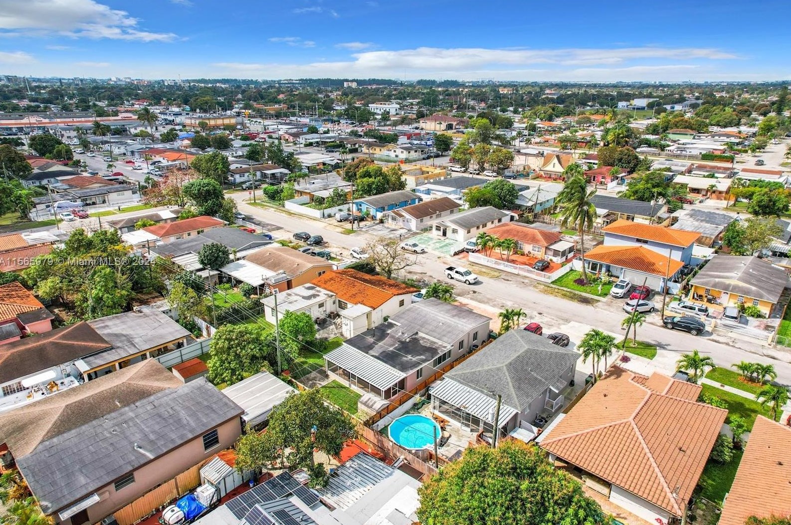 4351 8th Ln, Hialeah FL  33013-2421 exterior