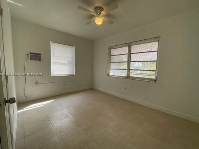 7885 Crespi Blvd, Miami FL 33141-1119 exterior