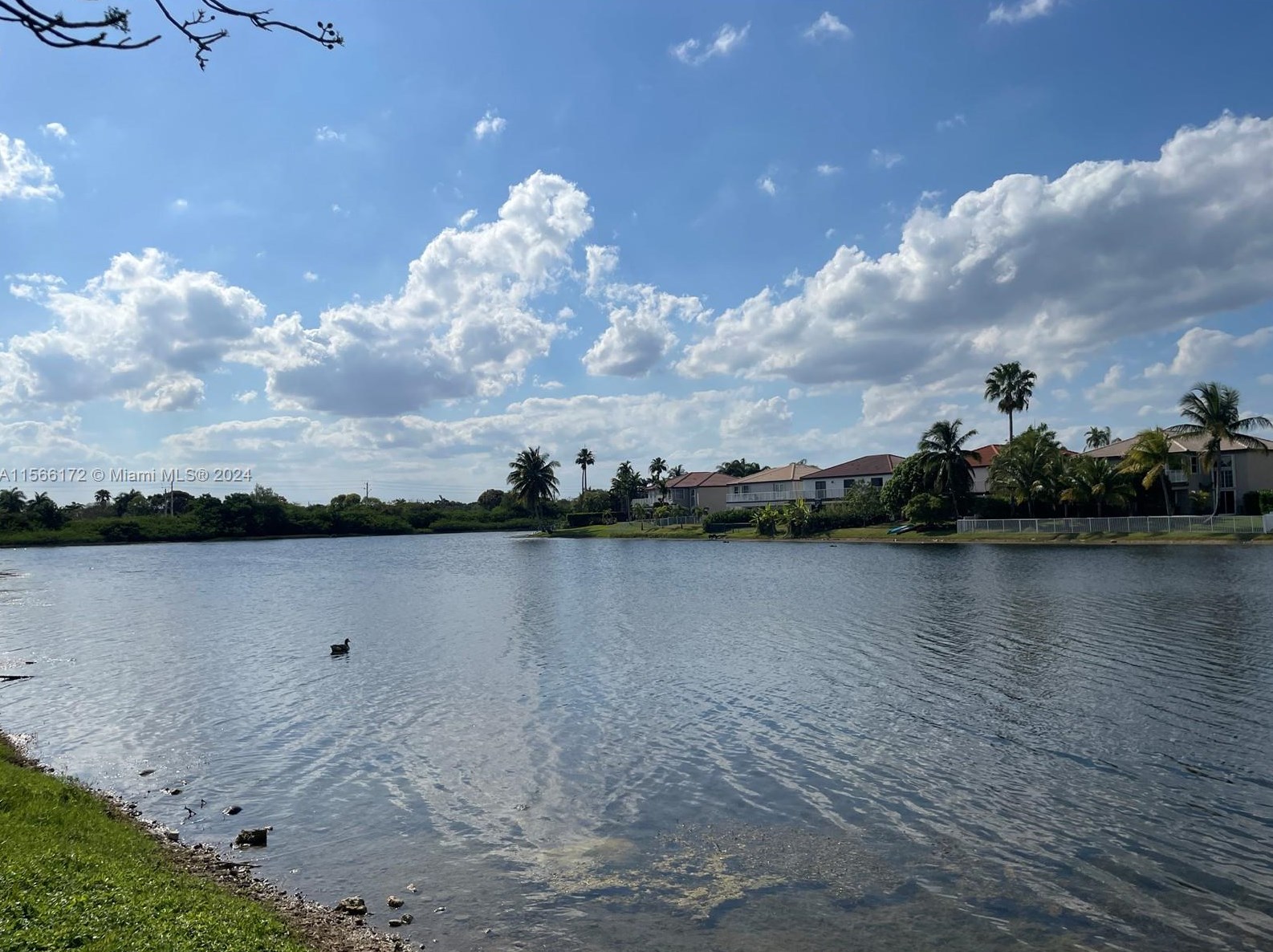 18111 27th St, Hollywood, FL 33029-5187